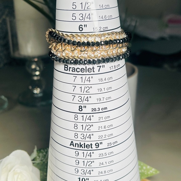 Gorgeous Wide bracelet featuring gold tone chains, rhinestones and beads - Picture 9 of 10